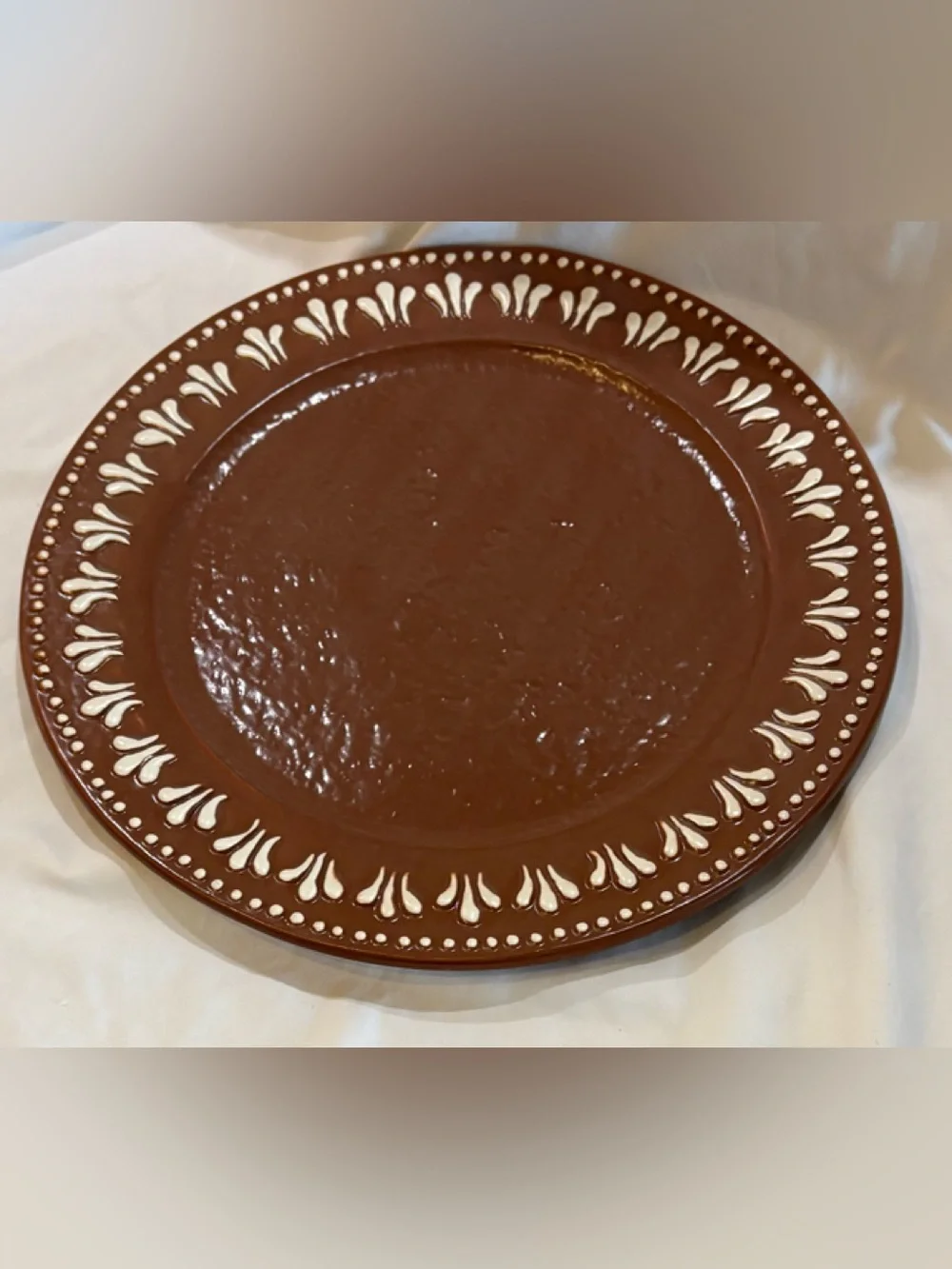 POTTERY BARN GINGERBREAD LINE CHARGER - SERVING PLATE 13